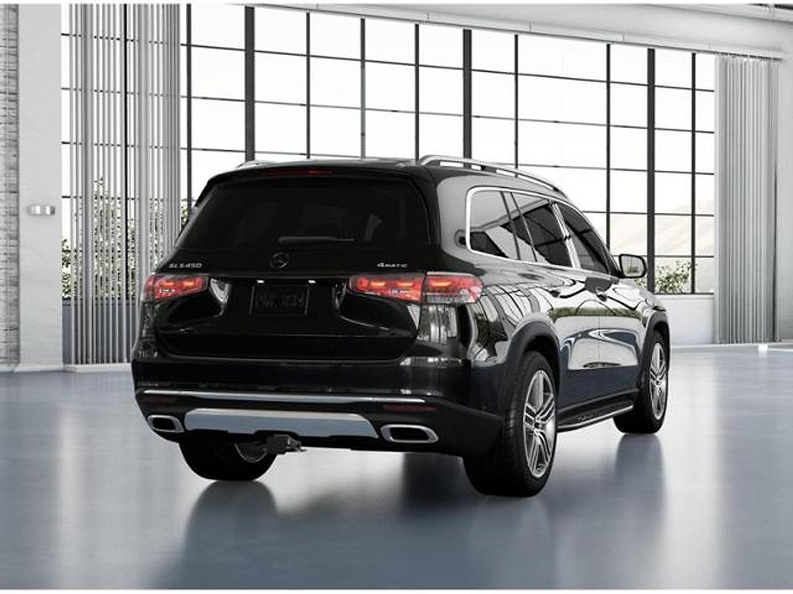 Certified Used 2025 Obsidian Black Metallic Mercedes-Benz 4MATIC® image 22