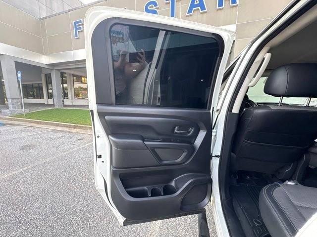 Used 2017 Glacier White Nissan S image 12