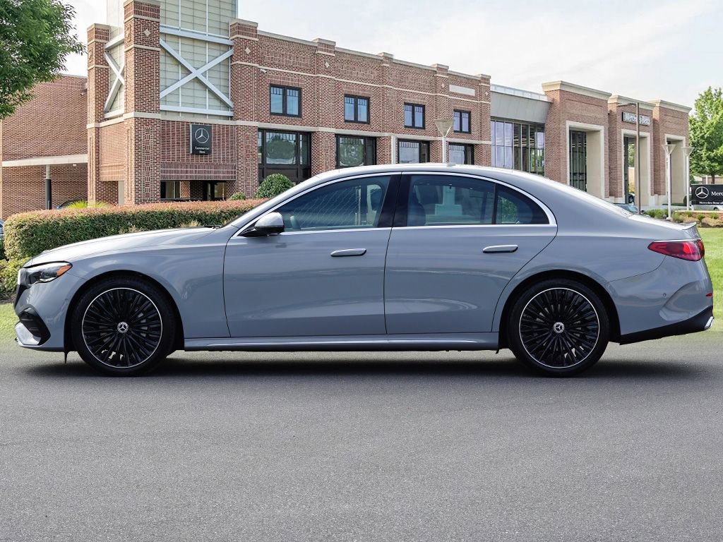 New 2026 MANUFAKTUR Alpine Grey Mercedes-Benz E 350 image 8