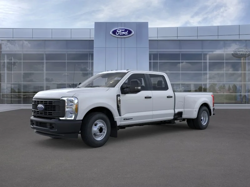 2026 Ford F-350 XL Crew Cab 8' Box DRW's photo