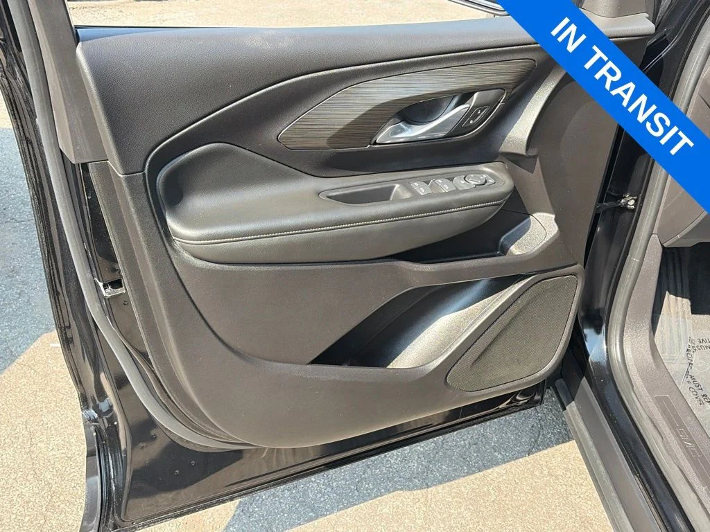 Used 2024 Ebony Twilight Metallic GMC SLE image 6