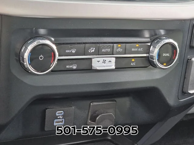 Used 2023  Ford XLT image 22