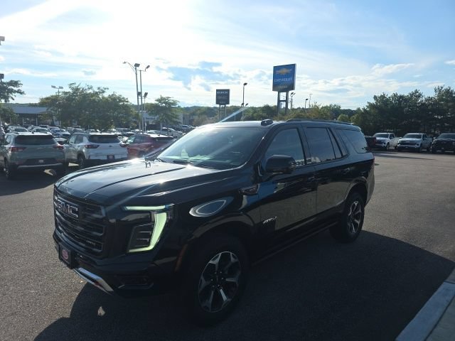 Used 2025 Onyx Black GMC AT4 Ultimate image 5