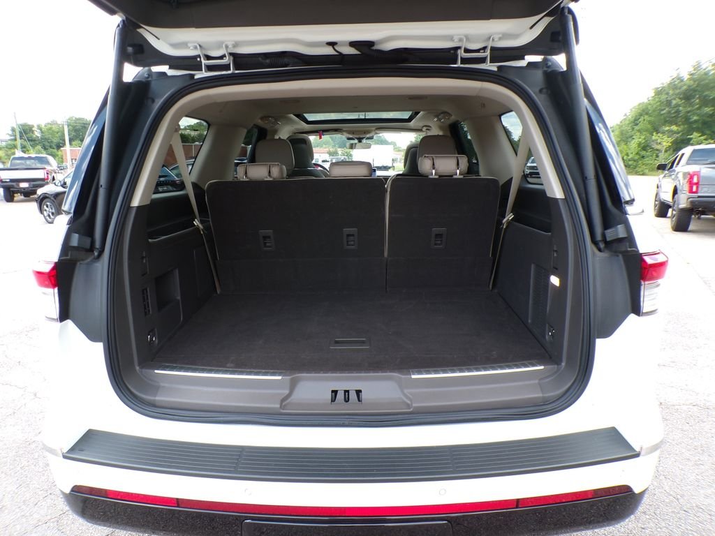 2024 Lincoln Navigator Reserve L - Photo 8