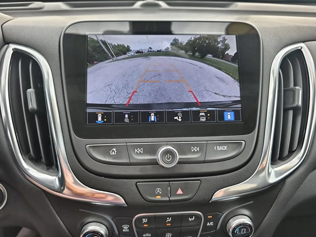 2024 Chevrolet Equinox LT - Photo 15