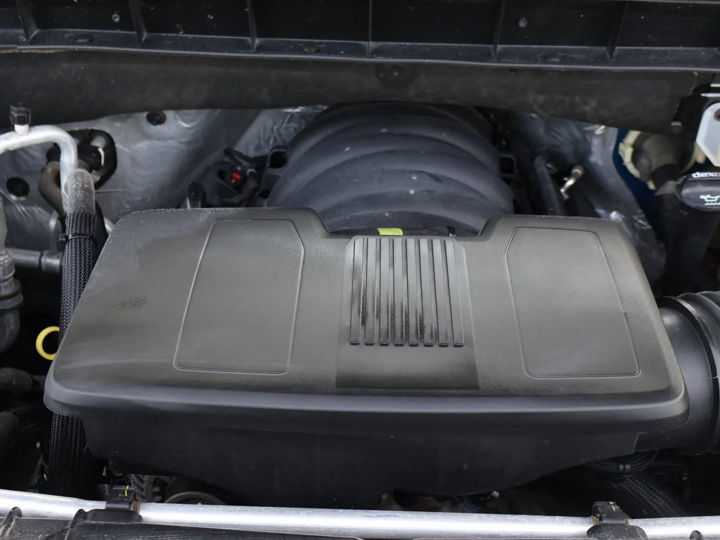 Used 2023 Dynamic Blue Metallic GMC Elevation image 18