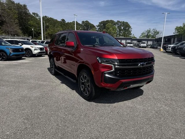 Used 2022 Red Chevrolet Z71 image 3