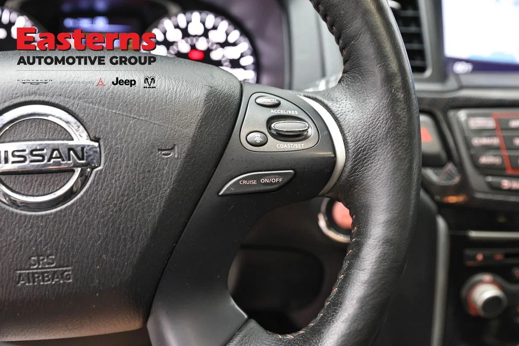 Used 2020 Gray Nissan SL image 19