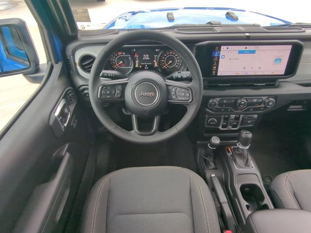 New 2027 Hydro Blue Pearl-Coat Paint Jeep  image 17