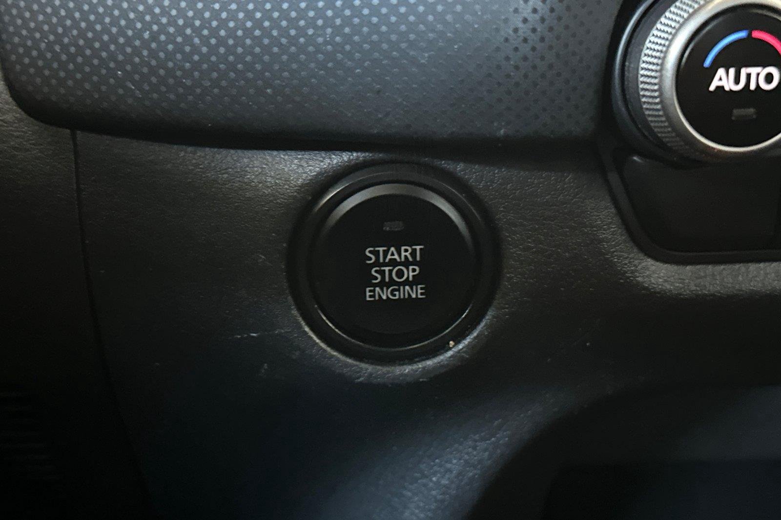 Used 2025 Jet Black Mica Mazda 2.5 S Preferred Package image 21