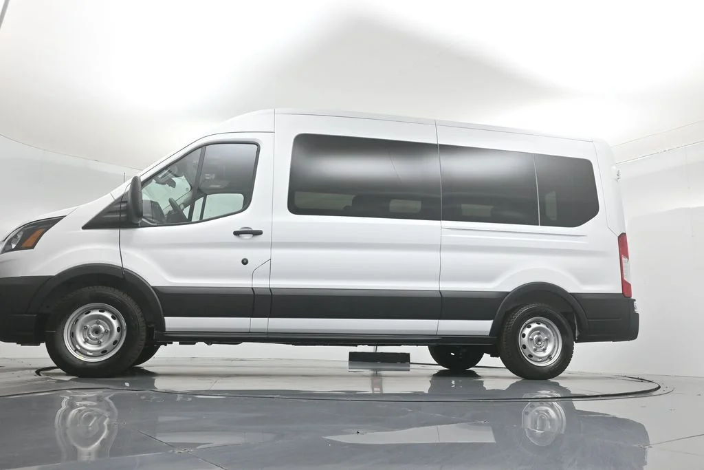 New 2025 White Ford XL image 42