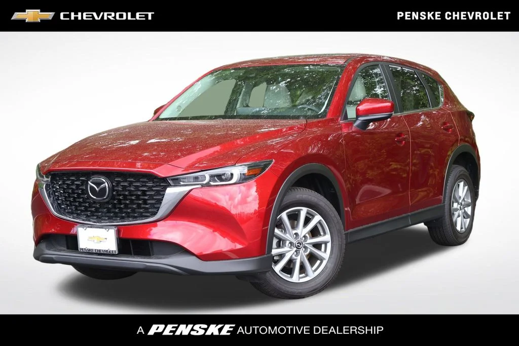 2023 Mazda CX-5 S Preferred package Auto AWD's photo