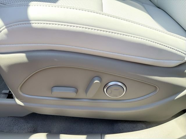New 2026 Silver Hyundai SEL Premium 7P image 45