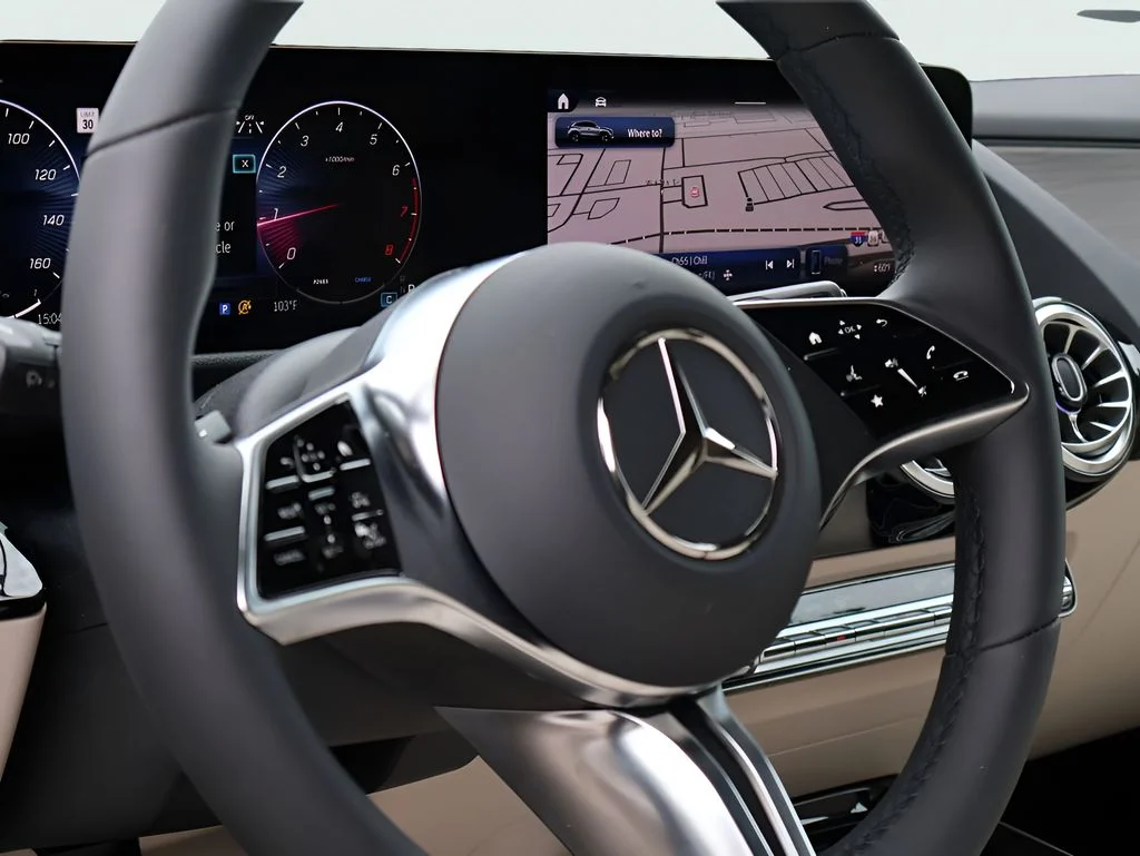 New 2026 Mountain Gray Metallic Mercedes-Benz GLA 250 image 18