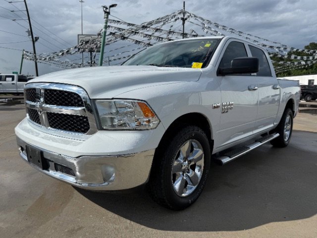 2019 RAM 1500 Classic Tradesman 4x4 Crew Cab 5'7's photo