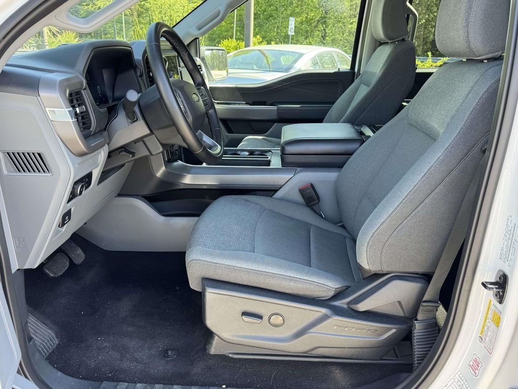 Used 2025 White Ford XLT image 20