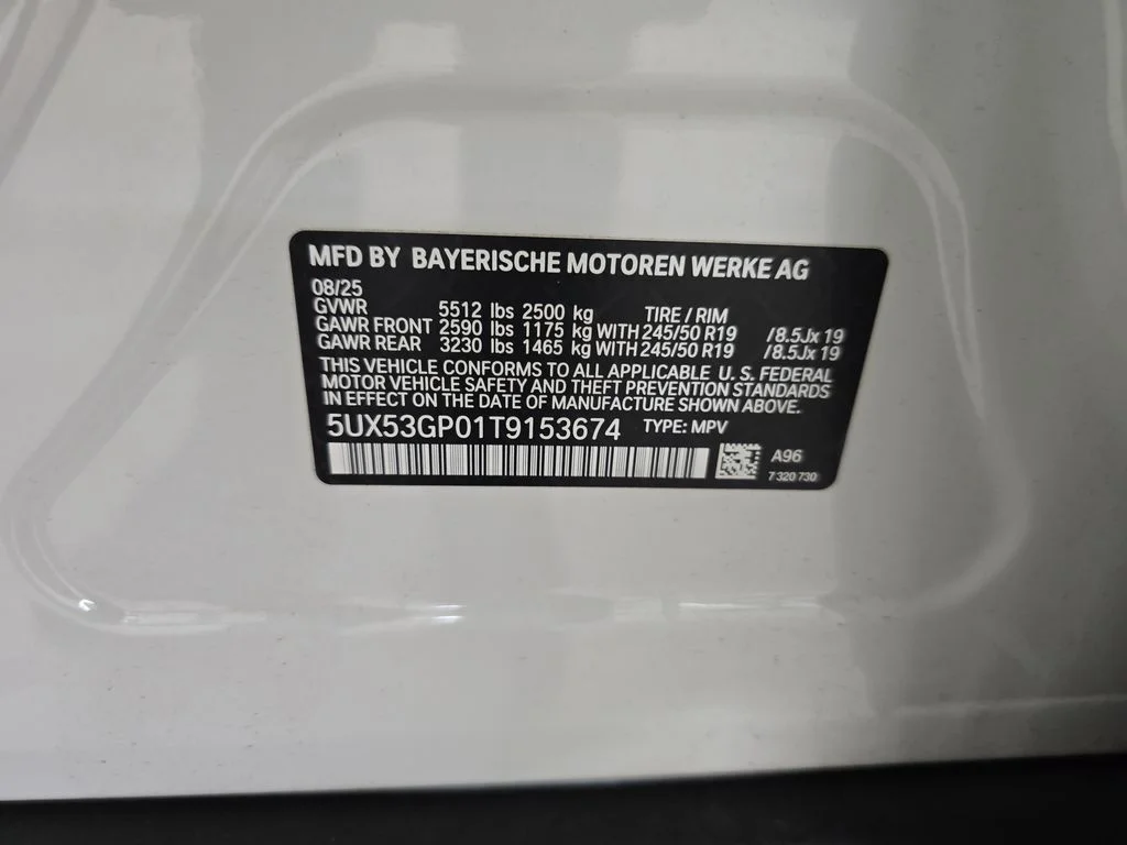 Used 2026 Mineral White Metallic BMW 30 xDrive image 34
