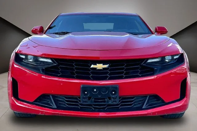 Used 2019 Red Chevrolet 1LT image 3
