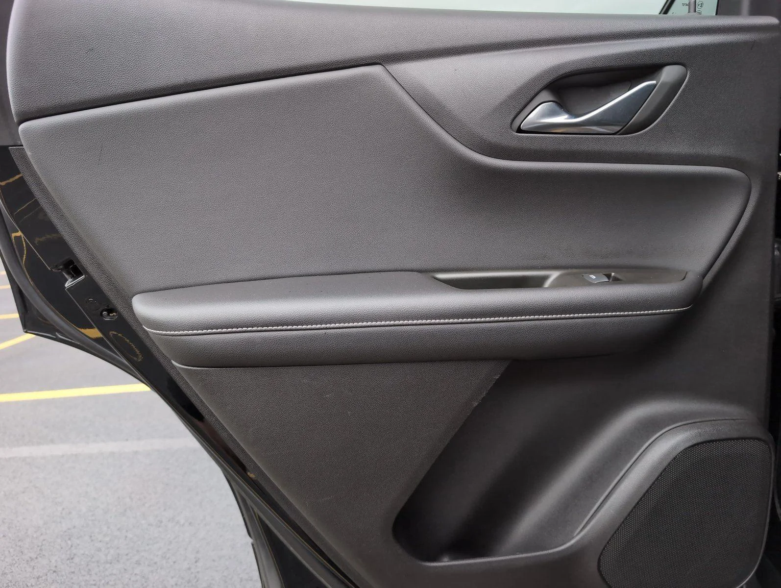Used 2023 Black Chevrolet 3LT image 37