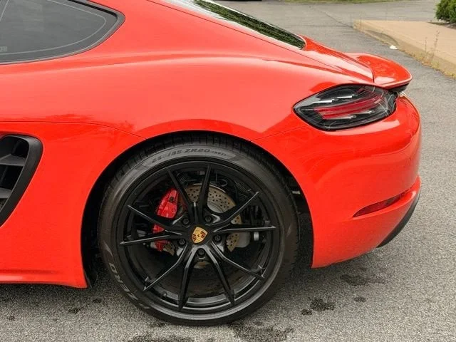 Used 2018 Lava Orange Porsche S image 26