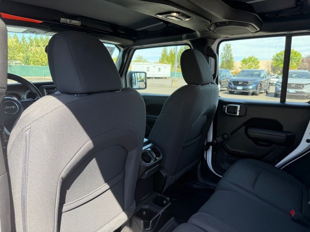 Used 2022 Bright White Clearcoat Jeep Unlimited Sport image 31