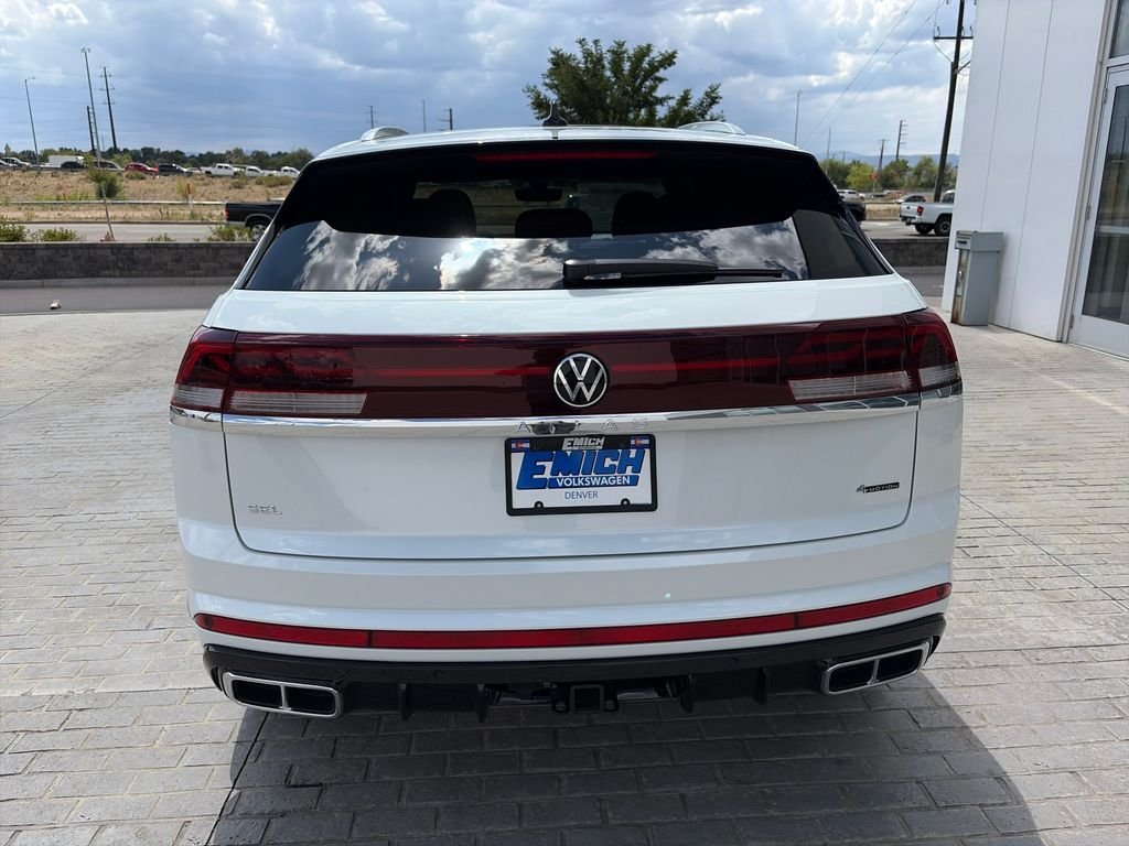 New 2026 Opal White Pearl Volkswagen 2.0T SEL Premium R-Line image 4