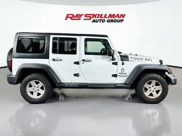 Used 2017 White Jeep Unlimited Sport image 3