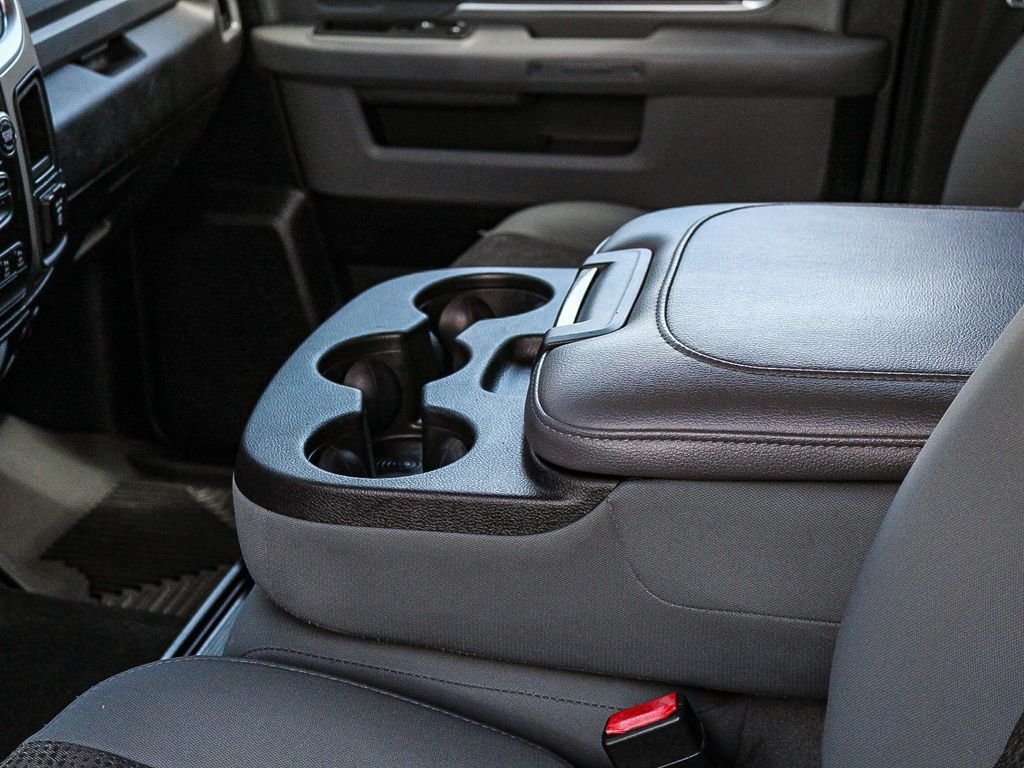 Used 2018 Silver Ram Big Horn image 20