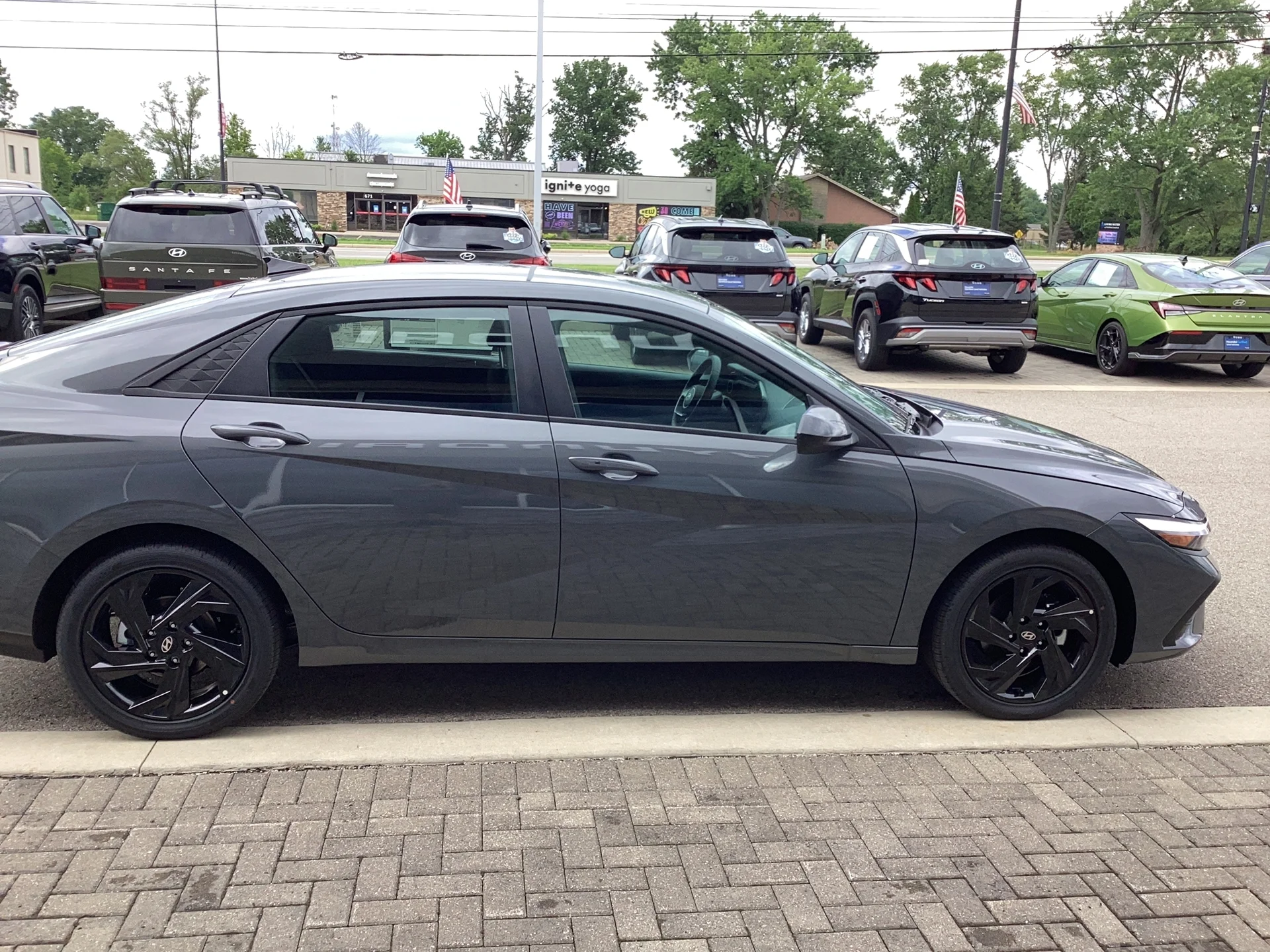 New 2026 Ecotronic Gray Pearl Hyundai SEL Sport image 7