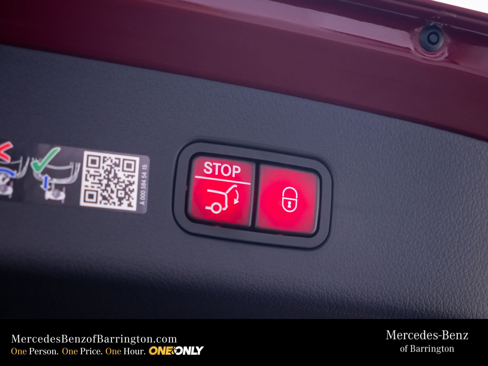 New 2026 MANUFAKTUR Patagonia Red Metallic Mercedes-Benz GLC 300 image 38
