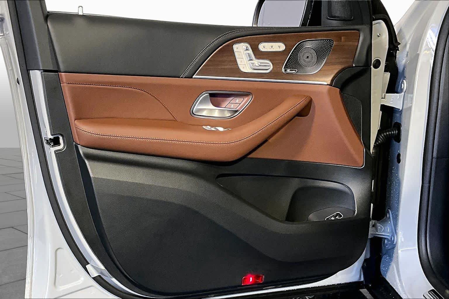 New 2026 MANUFAKTUR Alpine Grey Mercedes-Benz GLE 450 image 11