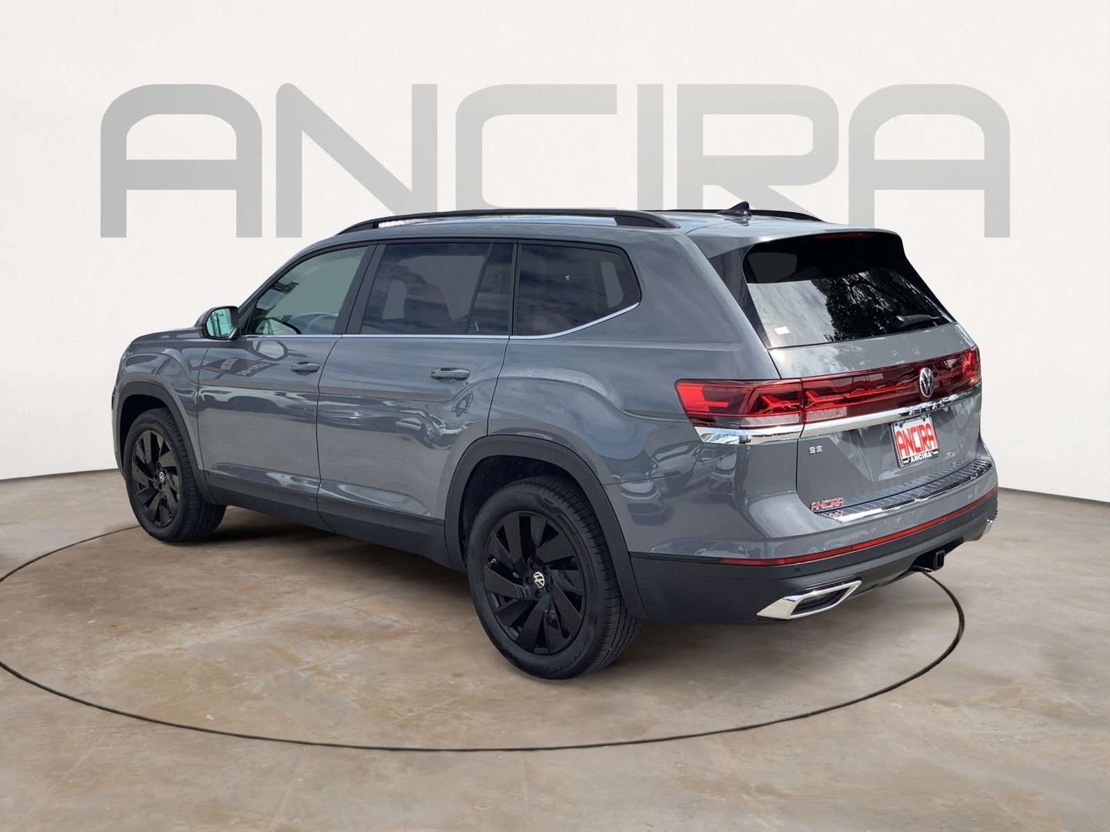 2026 Volkswagen Atlas SE w/Tech - Photo 6