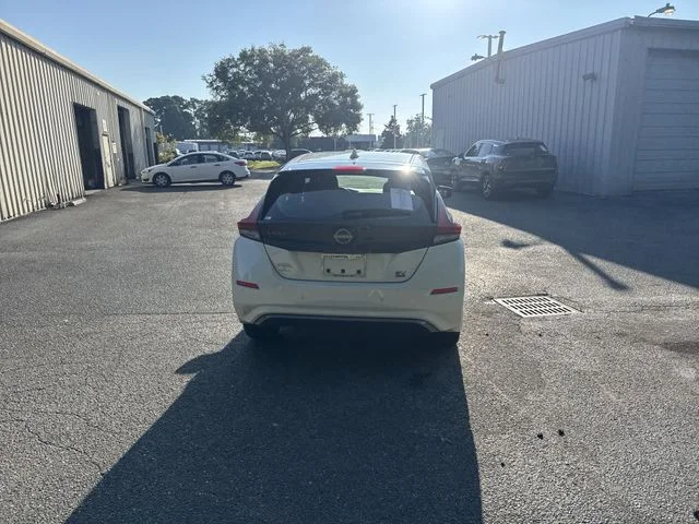 Used 2024 White Nissan SV Plus image 6