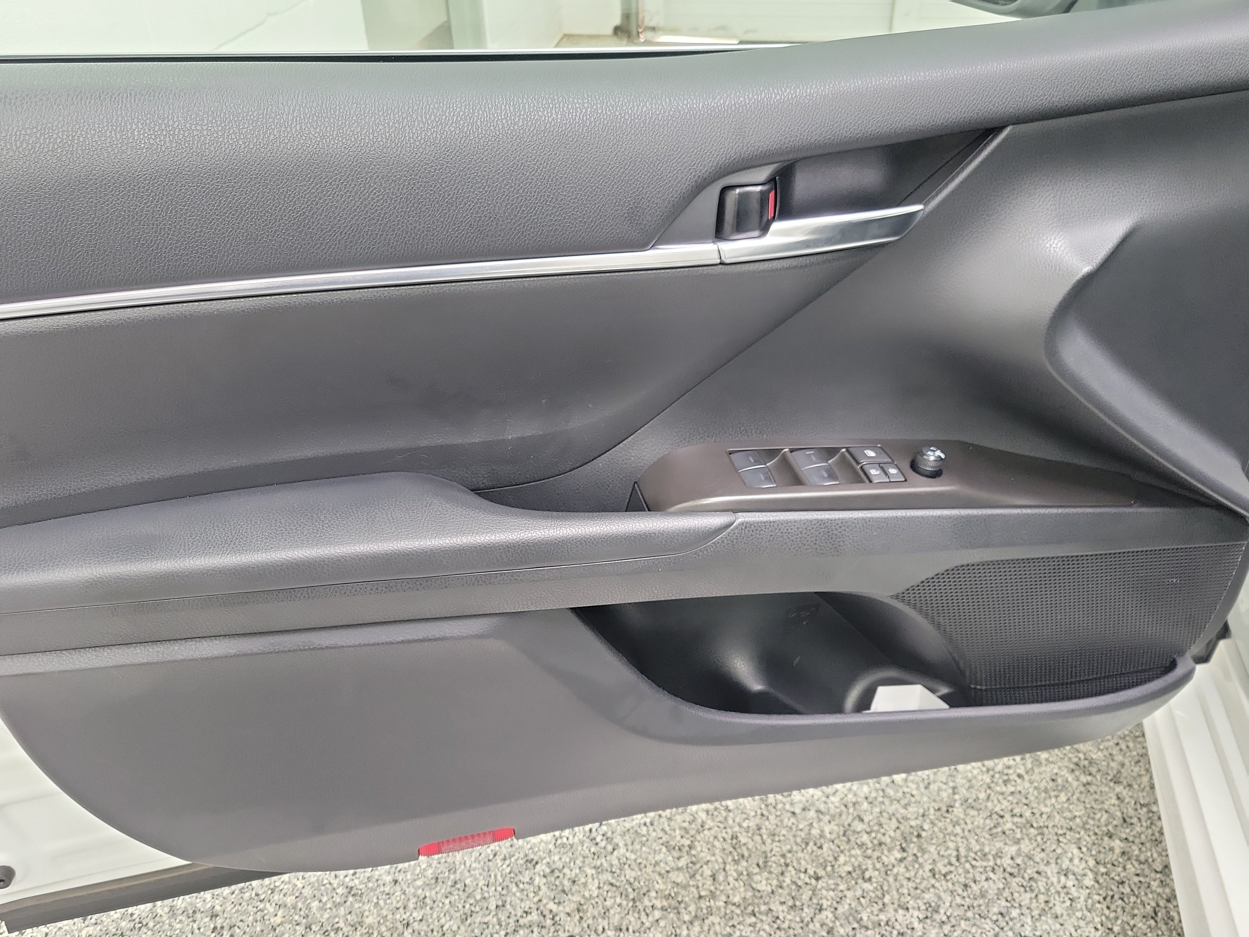 Certified Used 2024 White Toyota SE image 15