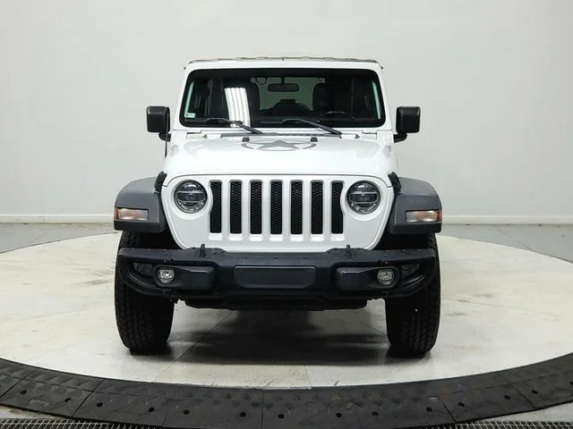 Used 2021 White Jeep Unlimited Sport image 3
