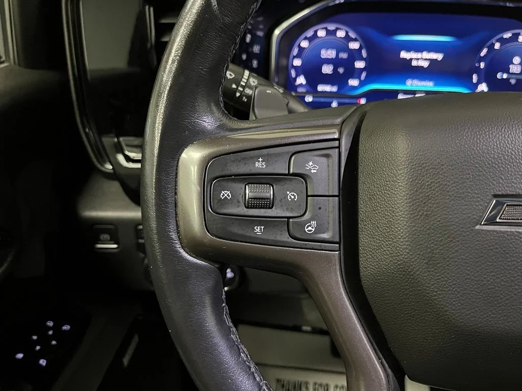 Used 2022 Blue Chevrolet ZR2 image 27