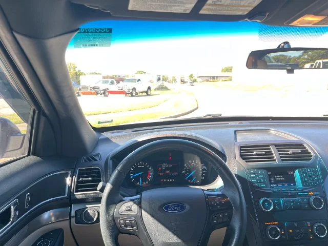 Used 2018 White Ford XLT image 16