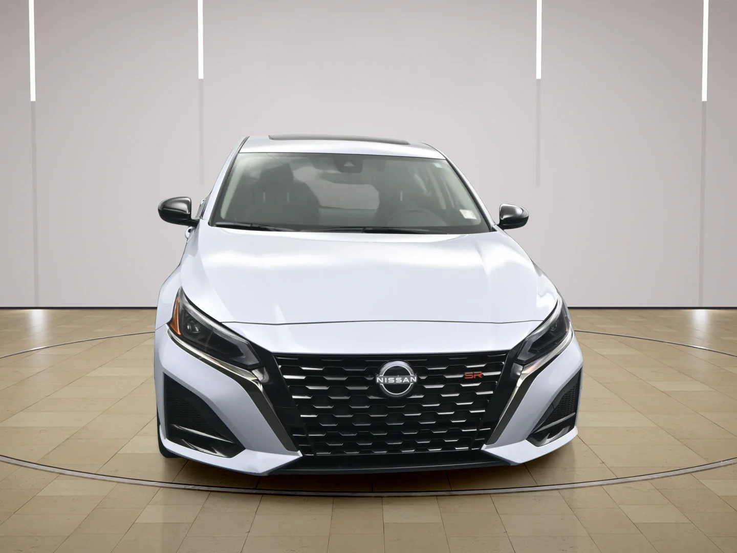 Certified Used 2025 Gray Sky Pearl Nissan SR image 2