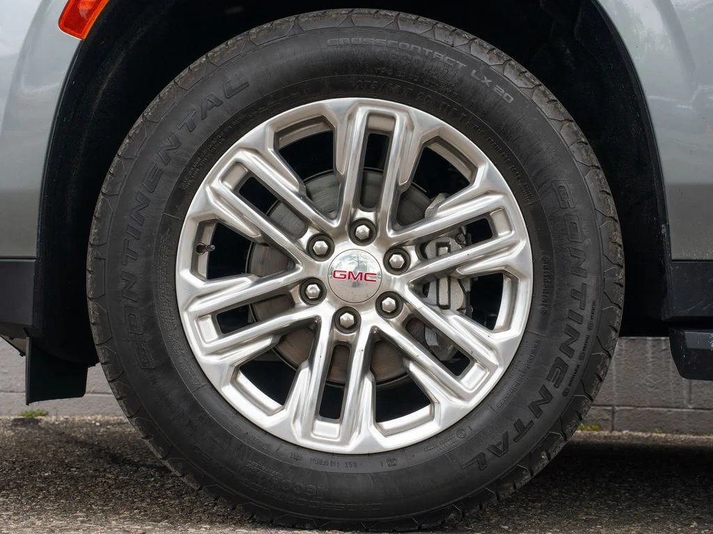 Used 2023 Silver GMC SLT image 12