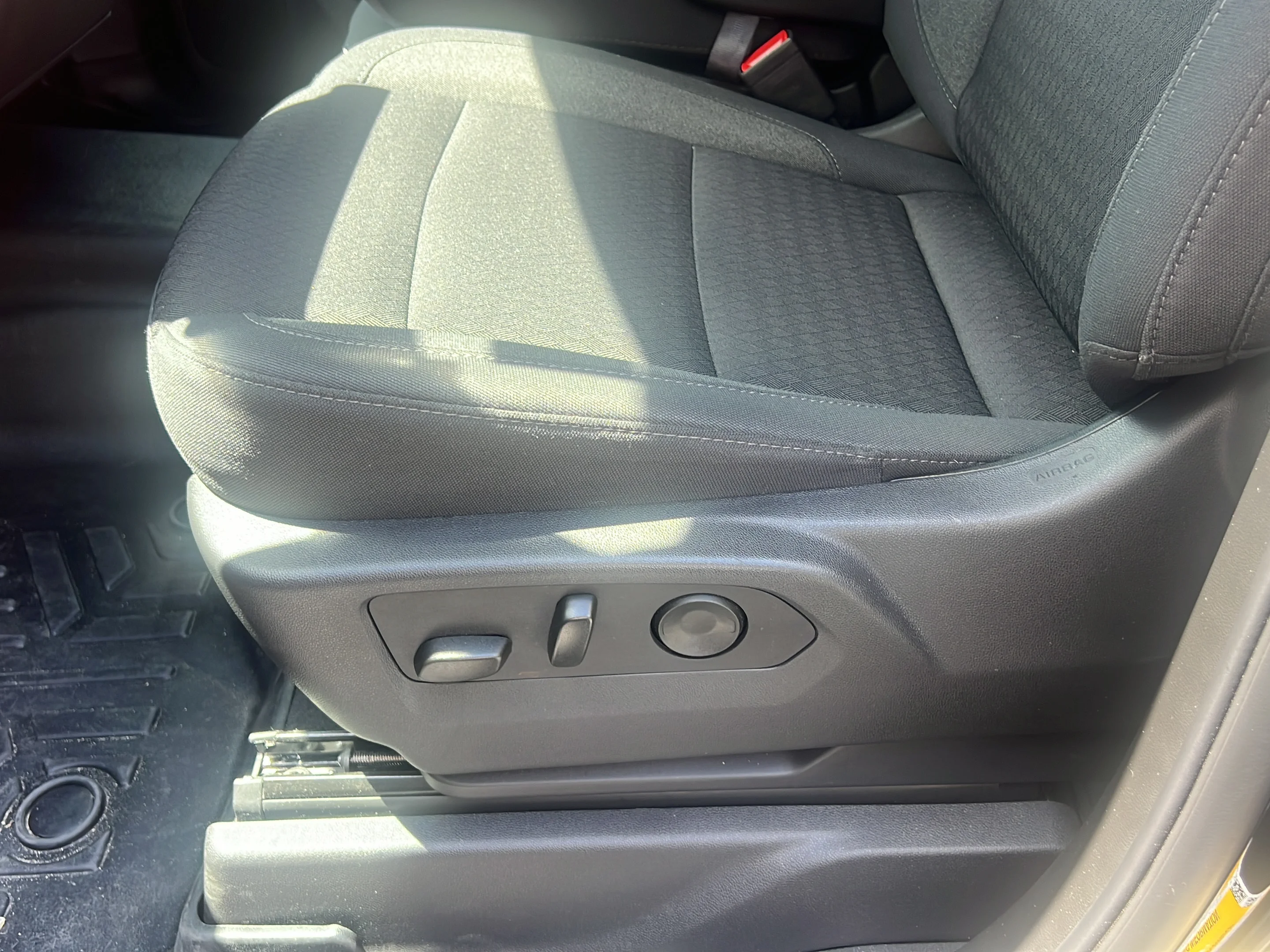 Used 2025 Black Chevrolet Custom image 14
