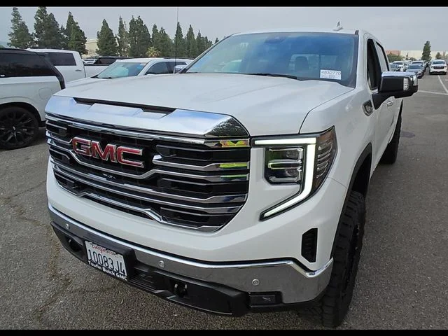 Used 2026 White GMC SLT image 3