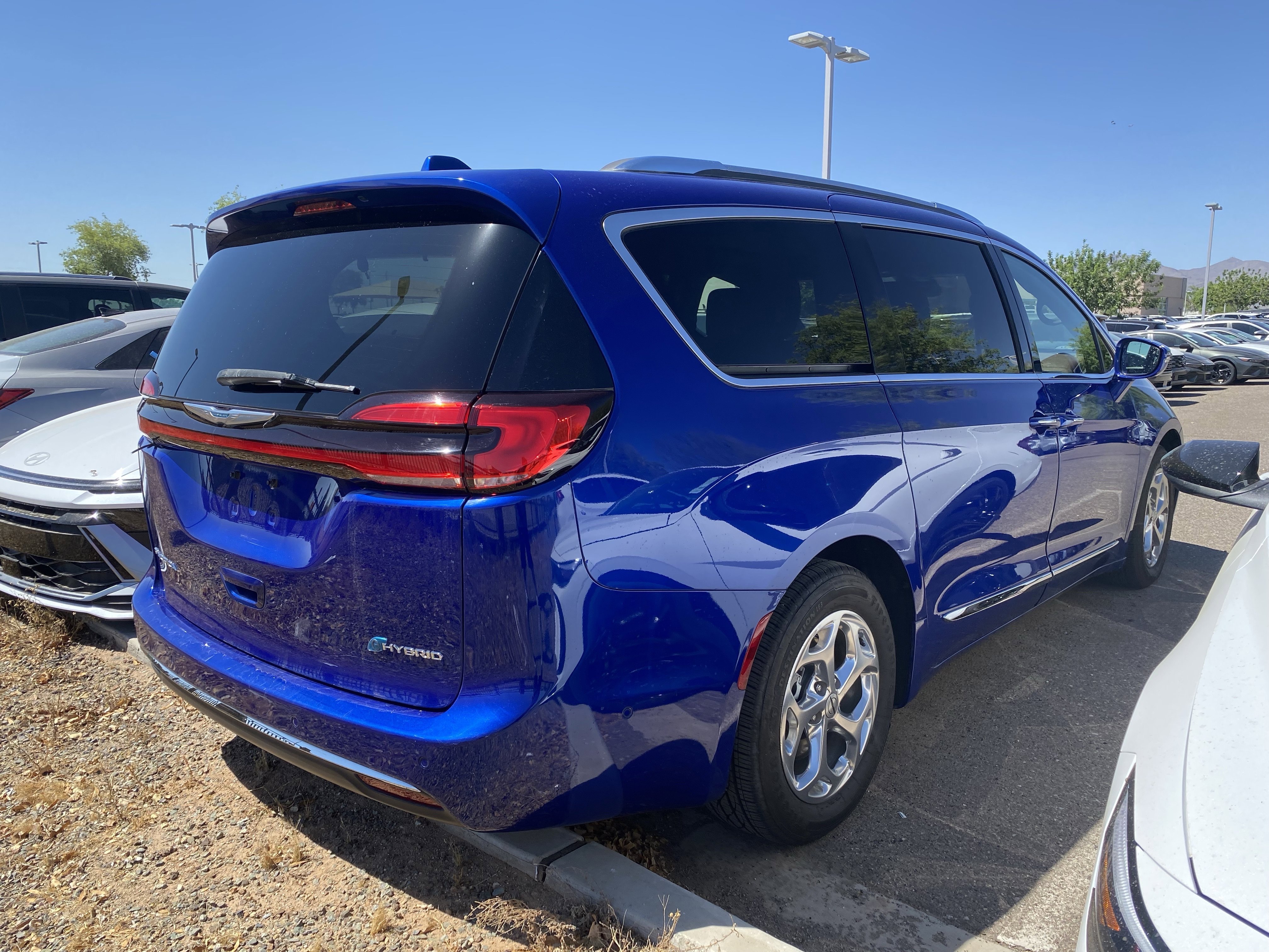 Used 2021 Chrysler Pacifica Hybrid Limited with VIN 2C4RC1S73MR540422 for sale in Surprise, AZ