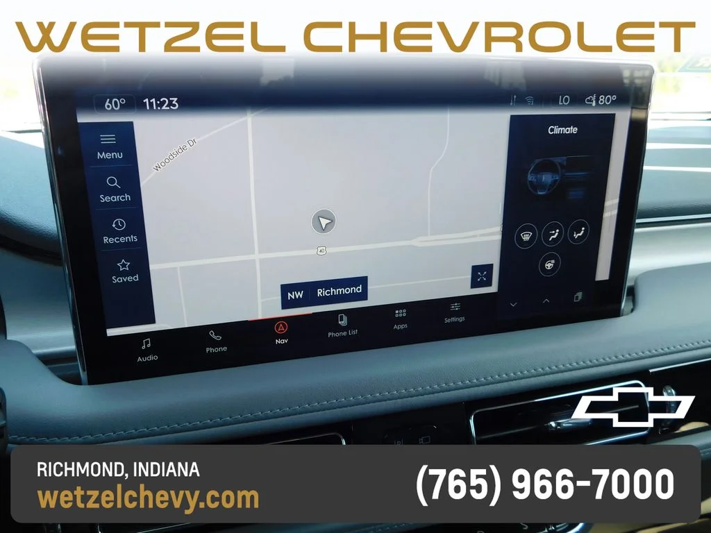 Used 2023 Silver Lincoln Reserve image 37