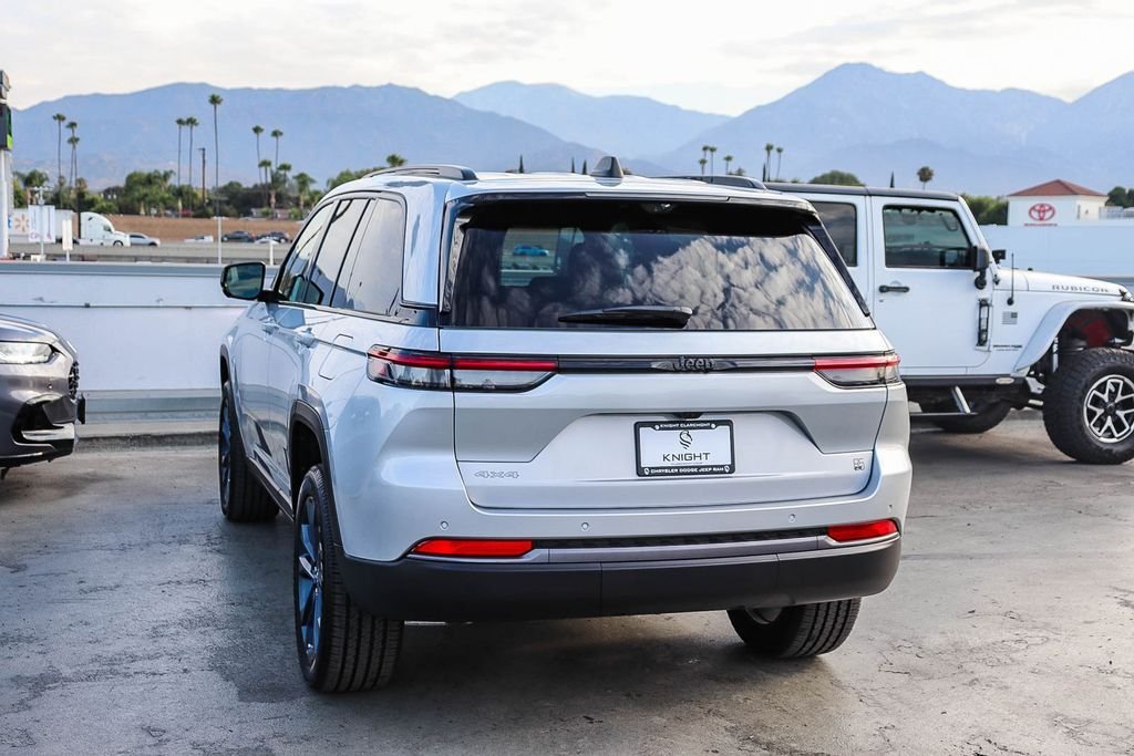 New 2026 Silver Jeep 85th Anniversary Edition image 7