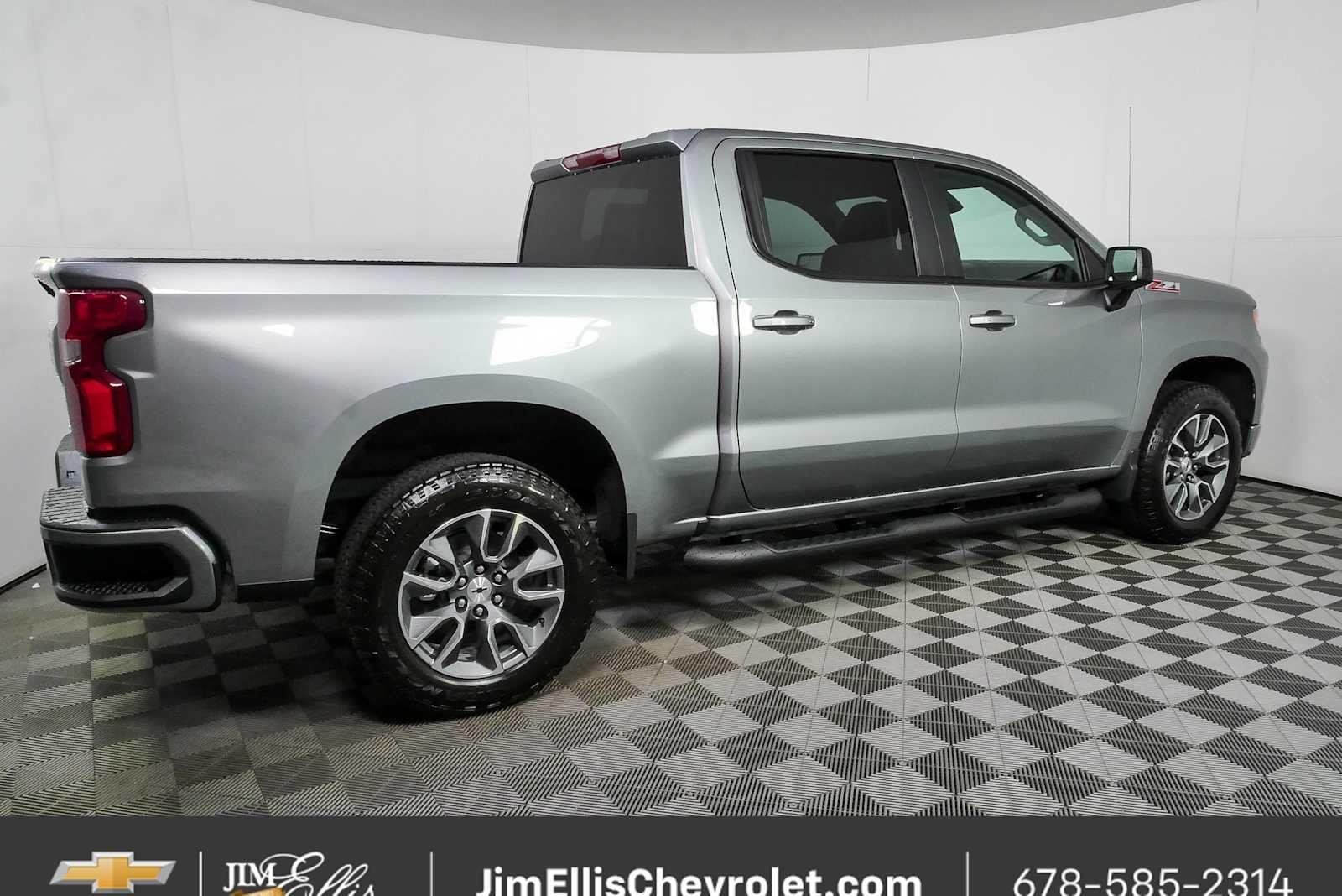 New 2026 Sterling Gray Metallic Chevrolet RST image 2