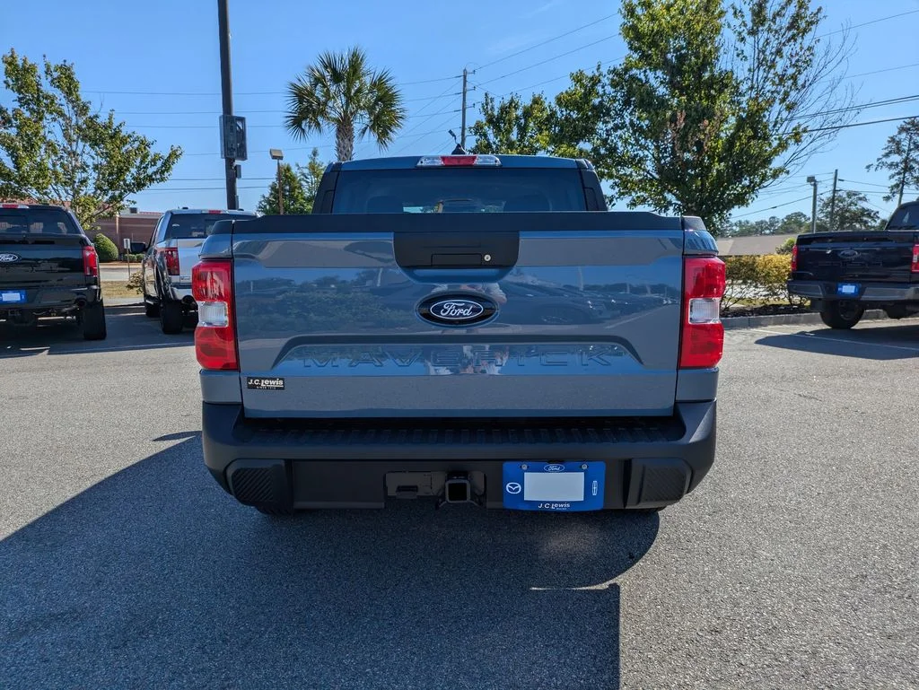 New 2026 Azure Gray Metallic Tri-Coat Ford XLT image 5