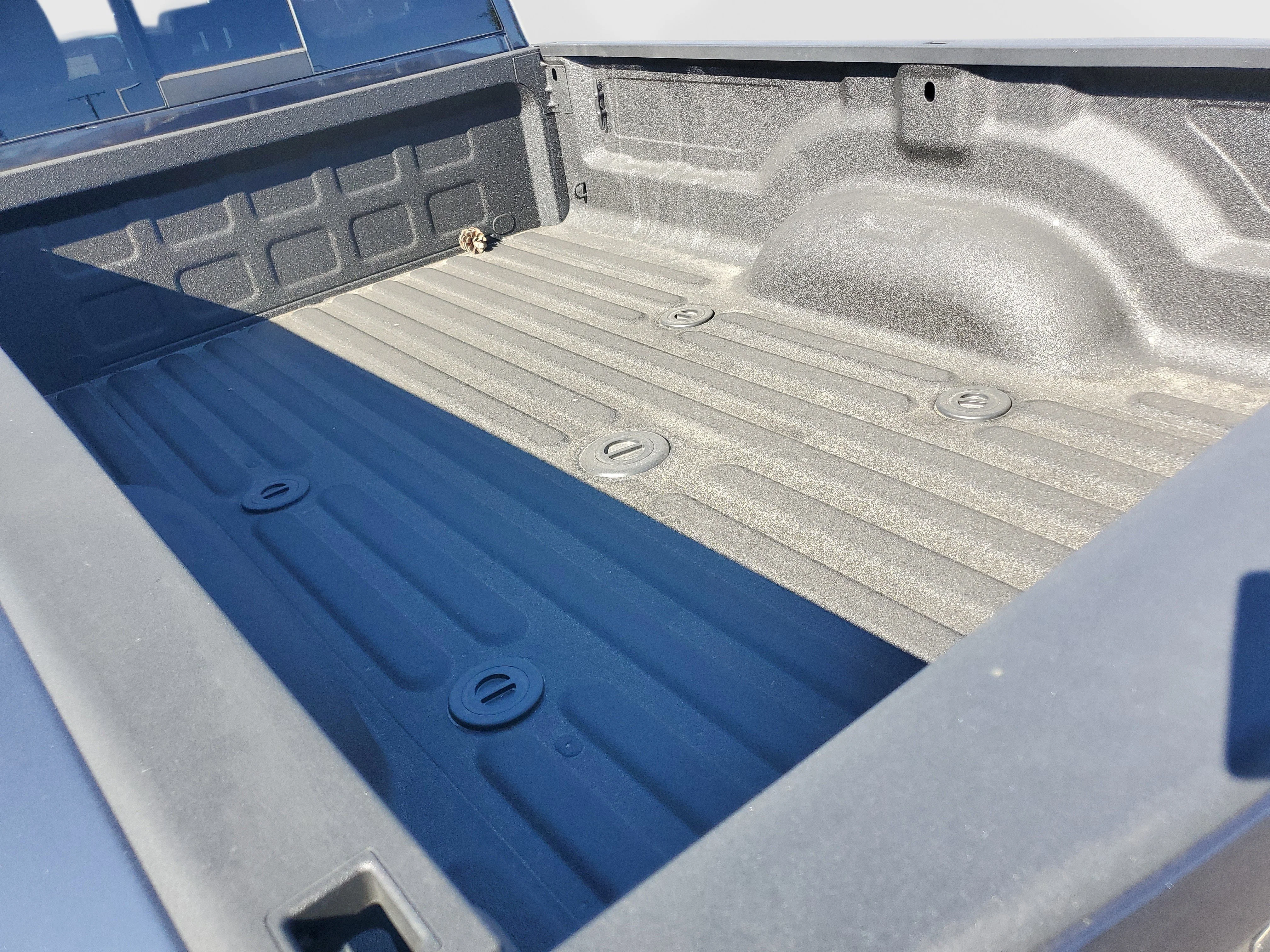 2026 RAM 3500 Laramie - Photo 30