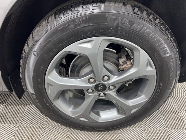 Used 2024 Carbonized Gray Metallic Ford ST-Line image 10