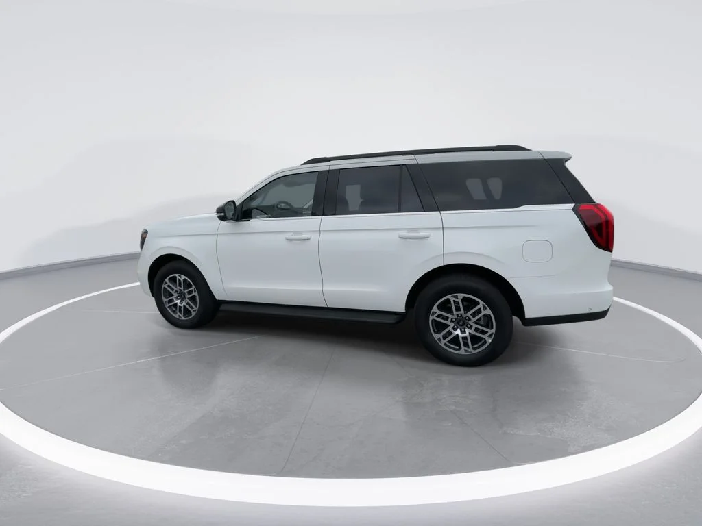 Used 2025 White Ford Active image 6