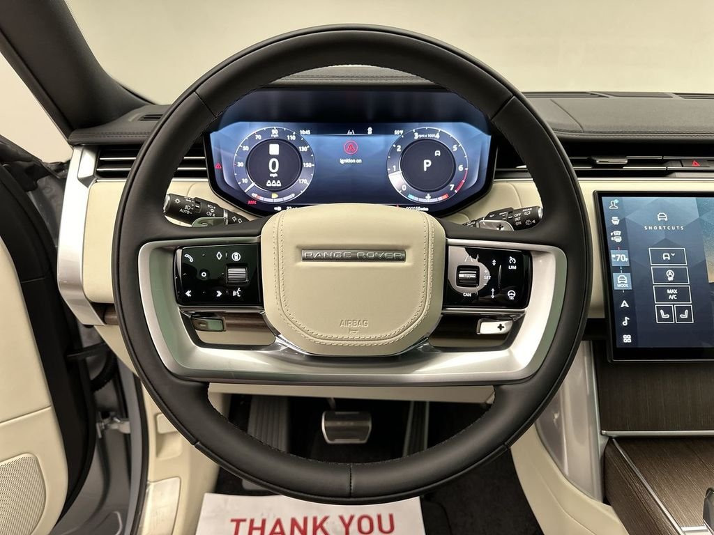 Used 2024 Hakuba Silver Metallic Land Rover SE image 18